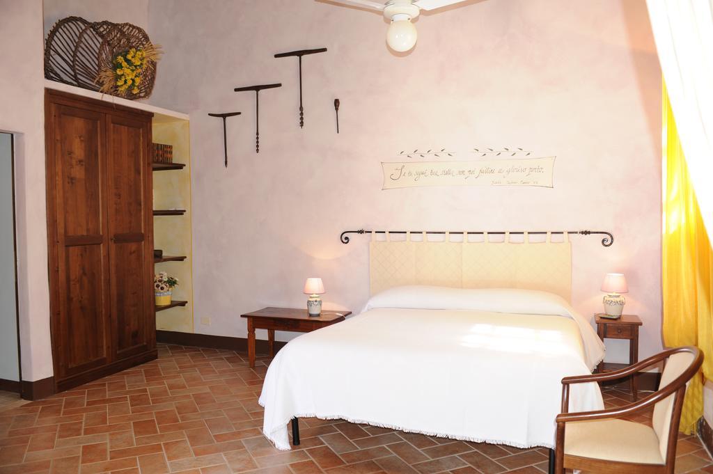 Agriturismo Erta Villa Casole dʼElsa Kültér fotó