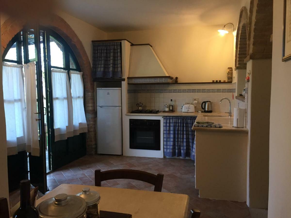 Agriturismo Erta Villa Casole dʼElsa Kültér fotó